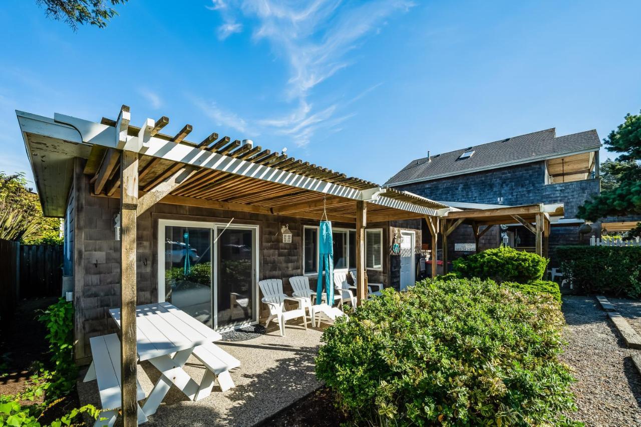 Sandals Inn | Oceanside Cabana Канън Бийч Екстериор снимка